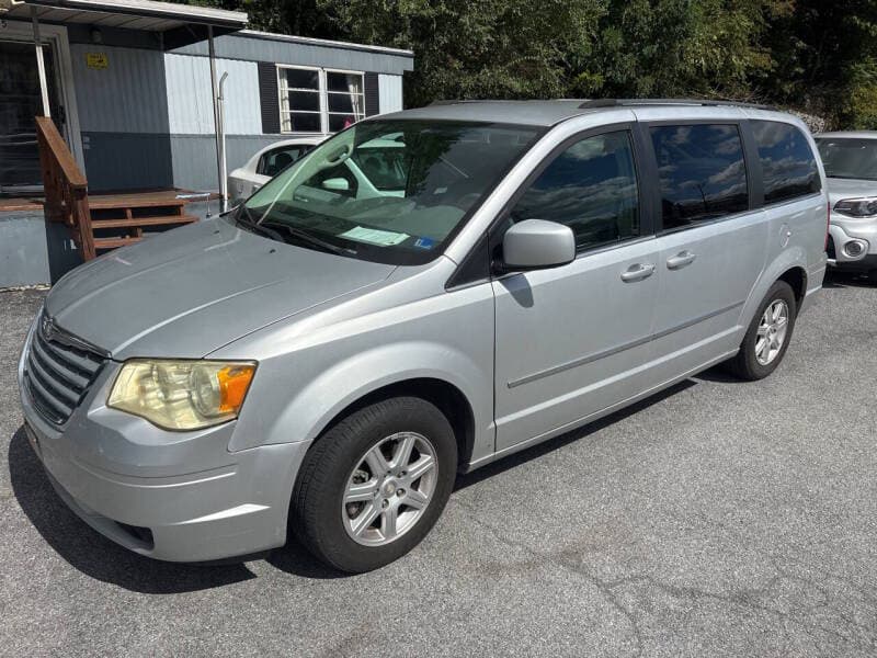 2010 Chrysler Town and Country Touring